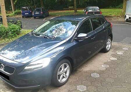 Volvo V40 D3 Geartronic Momentum LED Navi Kamera