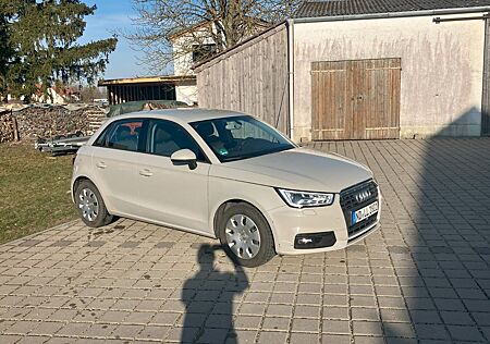 Audi A1 Sportback design 1.0 TFSI ultra 70kW S-tronic