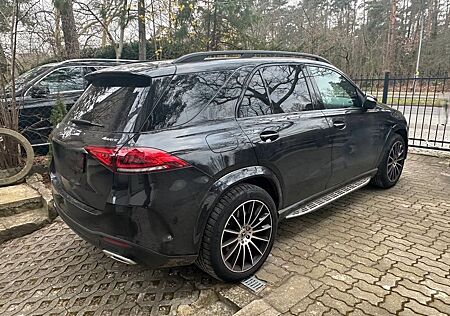 Mercedes-Benz GLE 350 de 4MATIC - Pano.360. Burmester
