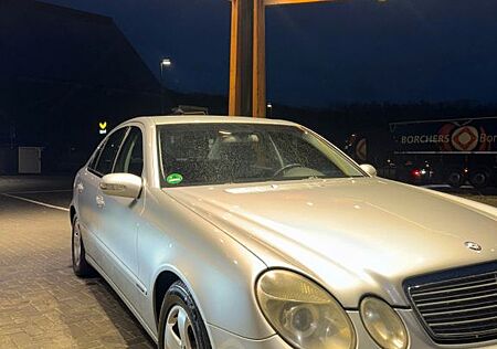 Mercedes-Benz E 220 CDI CLASSIC Classic