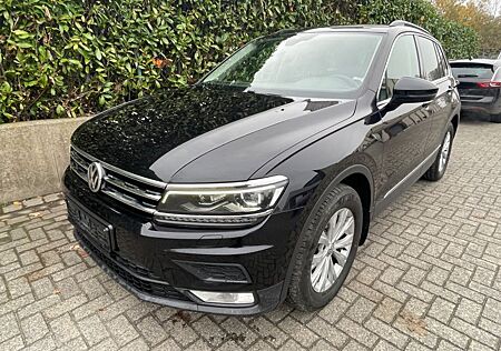 VW Tiguan Volkswagen DSG 4Motion Voll LED ACC Line Ass.Standh.