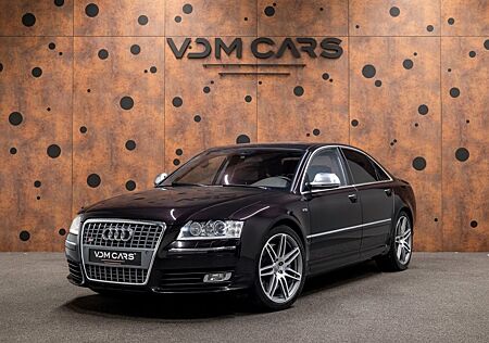 Audi S8 5.2 quattro*MASSAGE*LUFTFEDERUNG*CARBON*