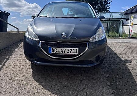 Peugeot 208 1.2 Active PureTech 82 Active