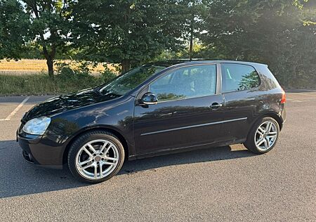 VW Golf Volkswagen V 1.4 Benzin (kein TÜV!)