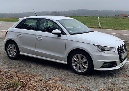 Audi A1 1.4 TDI Sportback -