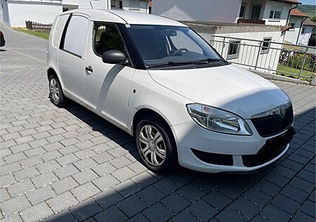Skoda Praktik