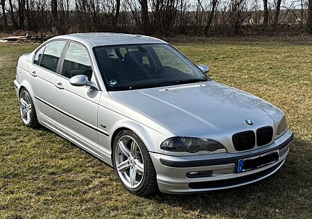 BMW 320i E46 - TÜV neu und einige Extras