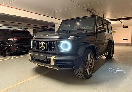 Mercedes-Benz G 63 AMG Grand Edition Fond Ent Prod 24