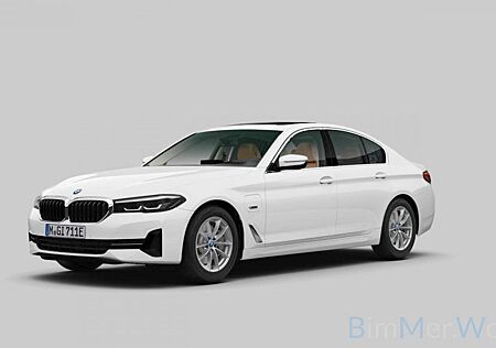 BMW 520e Glasdach Kamera DAB H/K DispKey Sport Alarm