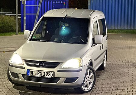 Opel Combo 1.6 CNG ecoFLEX -