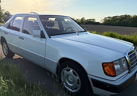 Mercedes-Benz E 250