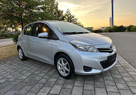 Toyota Yaris Cool