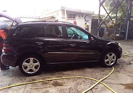 Mercedes-Benz ML 320 CDI 4MATIC SCHPORT PAKET VOLLL
