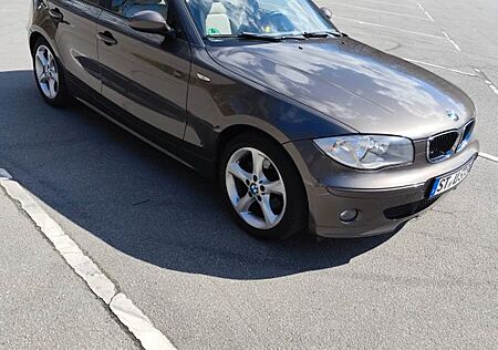 BMW 120i -