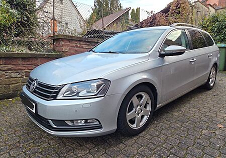 VW Passat Variant Volkswagen , Garagenwagen, von Priv.