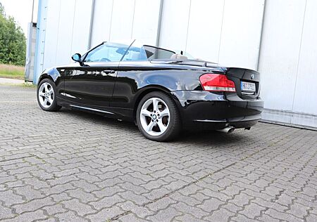 BMW 120d Cabrio E88 Leder AHK Keyless Go Sportsitze