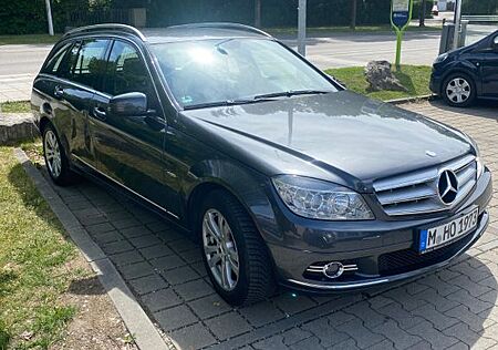 Mercedes-Benz C 180 K T BlueEFFICIENCY -