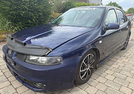 Seat Toledo Executive V5 2.3