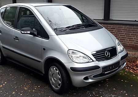 Mercedes-Benz A 140 Rentnerfahrzeug TÜV NEU!