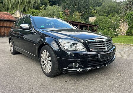 Mercedes-Benz C 180 C -Klasse T Kompressor / Automatik / PDC