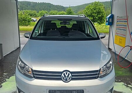 VW Touran Volkswagen 1.4 TSI 103kW DSG -