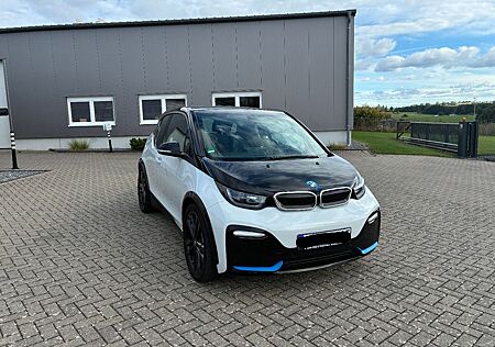 BMW i3s (120 Ah), 125kW - Farbe schwarz/weiss
