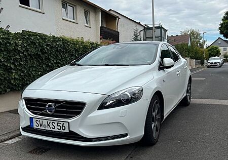 Volvo V40 D4 Geartronic Ocean Race