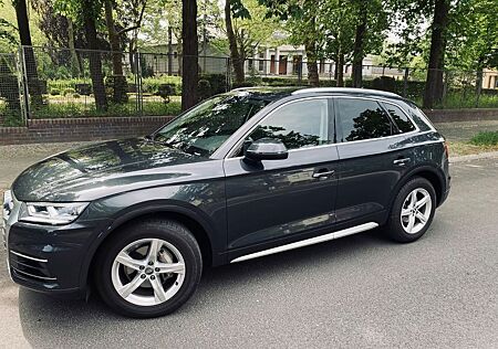 Audi Q5 2.0 TDI sport sport