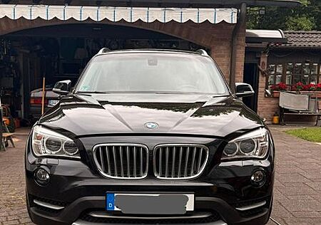 BMW X1 xDrive18d Allrad/Anhängerk./Panoramadach
