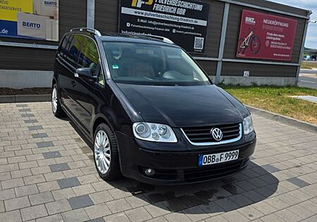 VW Touran Volkswagen 2.0 TDI 103kW DSG Highline Highline