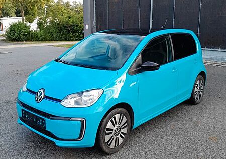 VW e-up! Volkswagen e-up! SH, CCS, RFK, PDC, ALU, DAB+, maps&more