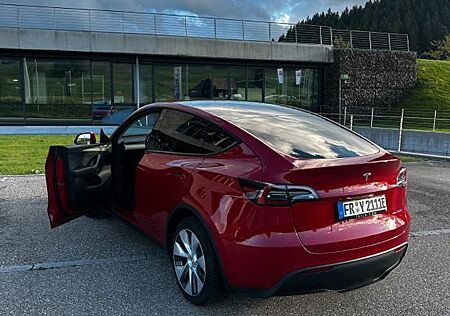 Tesla Model Y AWD Dual Motor - Top Zustand