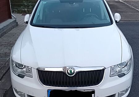 Skoda Superb 1.8 TSI DSG Exclusive Combi Exclusive
