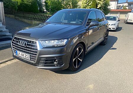 Audi Q7 3.0 TDI quattro tiptronic -