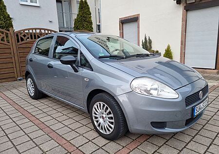 Fiat Punto GRANDE 1.2 / TÜV Neu!