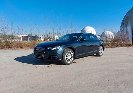 Audi A4 3.0 TDI S tronic -Viel Ausstattung