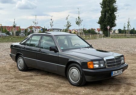 Mercedes-Benz 190 2.0