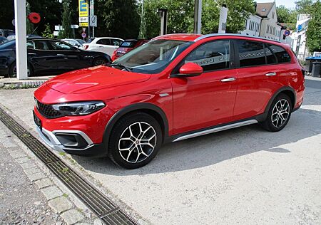 Fiat Tipo CROSS Red LED/KAMERA