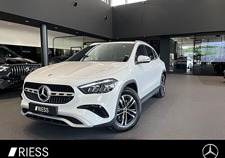 Mercedes-Benz GLA 180 AHK+LED+TOTWINKEL+NAVI PREMIUM+KAMERA+