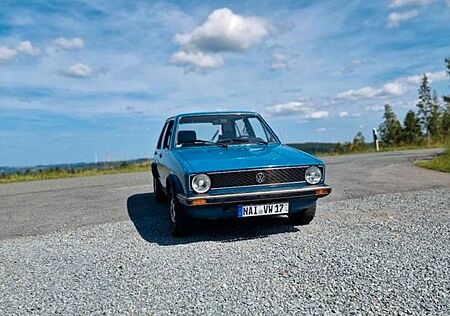 VW Golf Volkswagen 1 CL Baujahr 1982 Paragas Blau 5/27 TÜV