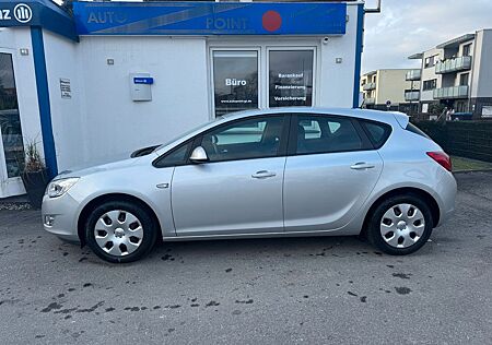 Opel Astra J Lim. 5-trg. Edition