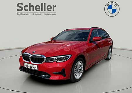 BMW 330e xDrive A DAB LED RFK AHK Klimaaut. PDC