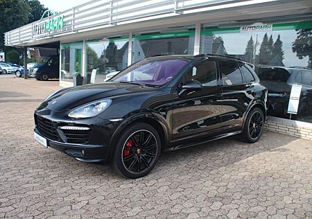 Porsche Cayenne GTS 4.8 V8 Approved | Rear Seat