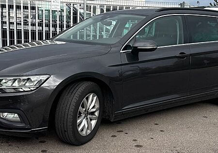 VW Passat Variant Volkswagen Passat 2.0 TDI DSG Business LED TÜV-Neu