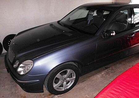 Mercedes-Benz E 200 KOMPRESSOR ELEGANCE Elegance
