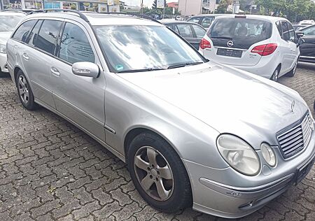 Mercedes-Benz E 320 T AVANTGARDE-VOLLAUSSTATTUNG