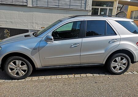Mercedes-Benz ML 300 CDI 4MATIC beschädige