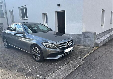 Mercedes-Benz C 180 d -
