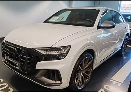 Audi SQ8 4.0 TDI quattro AHK+HUD+PANO+MATRIX+GARANTIE