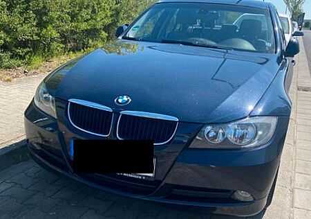BMW 320i - Automatik - 170 PS - TÜV Neu